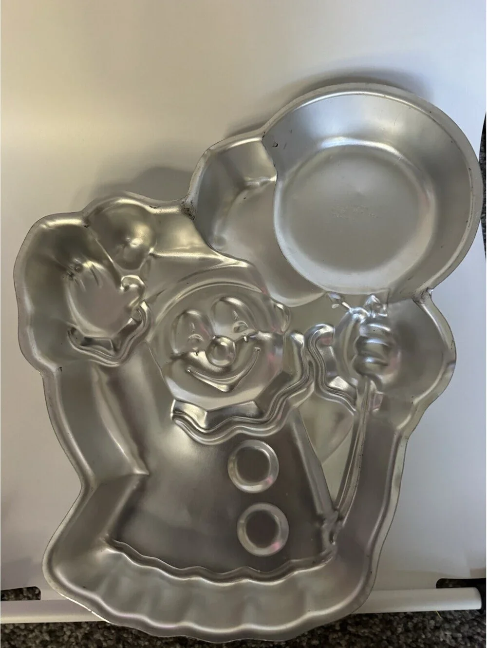 Vintage 1981 Wilton Circus Clown with Balloon Birthday Cake Pan 1981 #502-3193